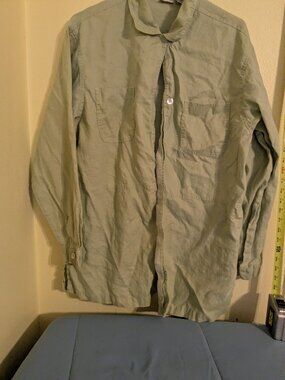 Lightweight top/jacket.